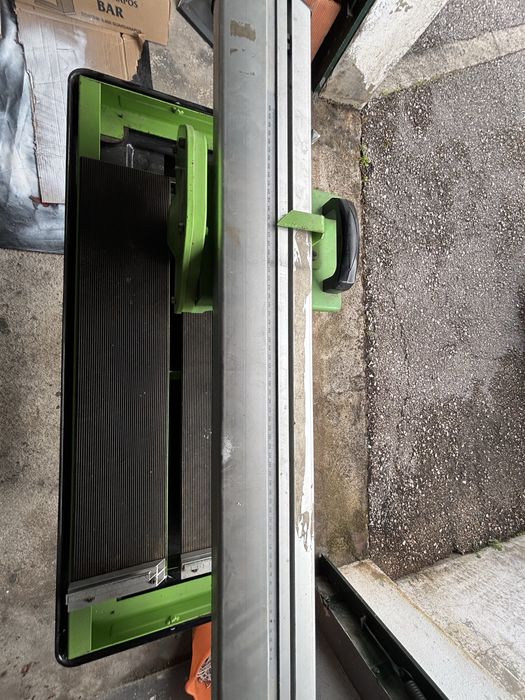 Mesa de cortar ceramica bluid worker