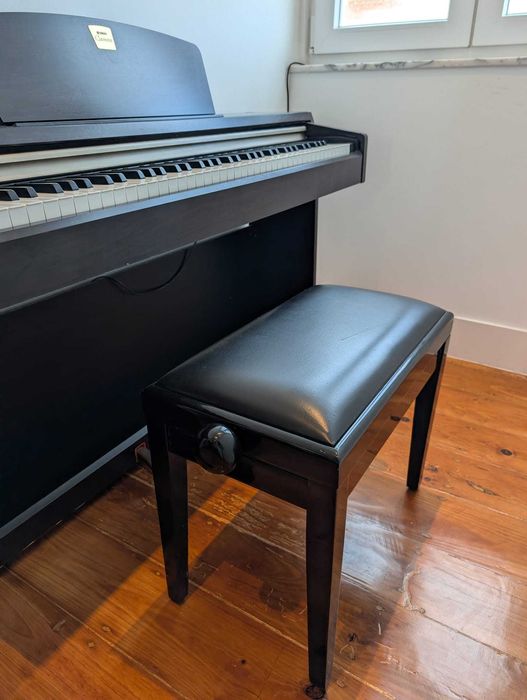 Piano Yamaha Clavinova CLP 220