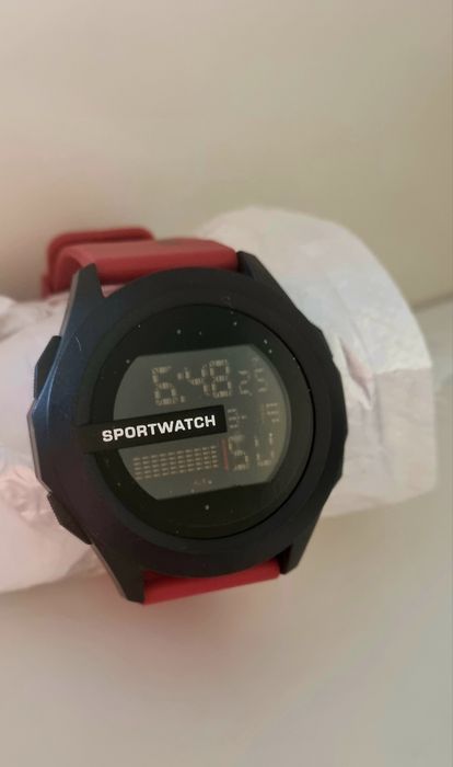 Relógio digital á prova de água NOVO