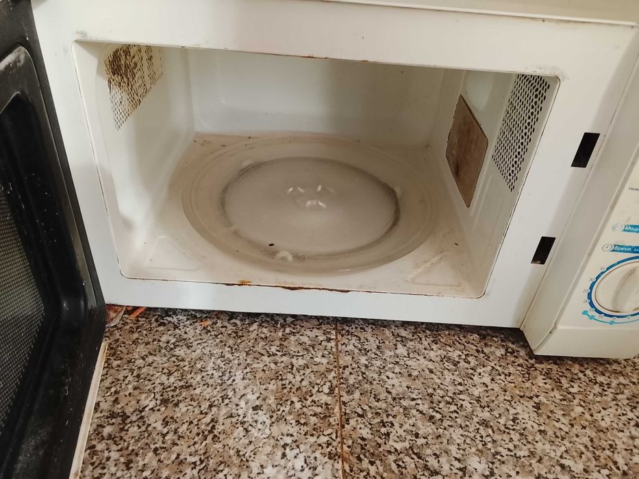 Мікрохвильова піч