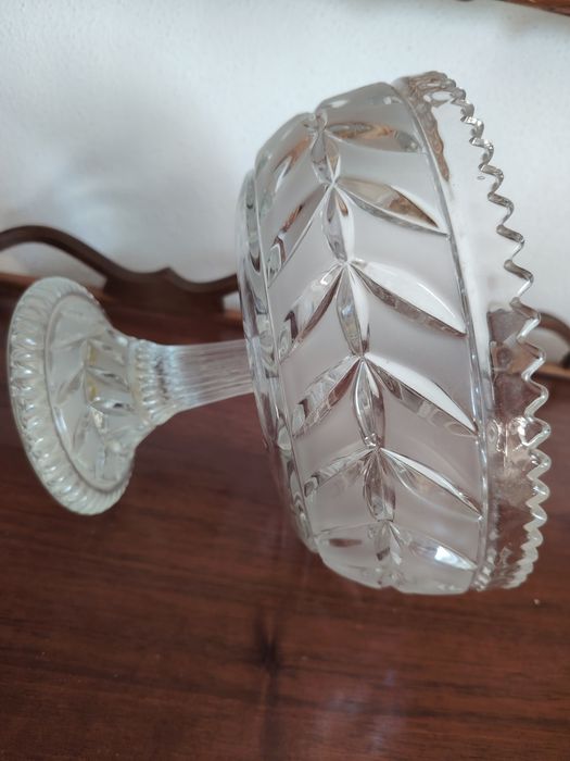 German Crystal Fruit Bowl445524303812372483