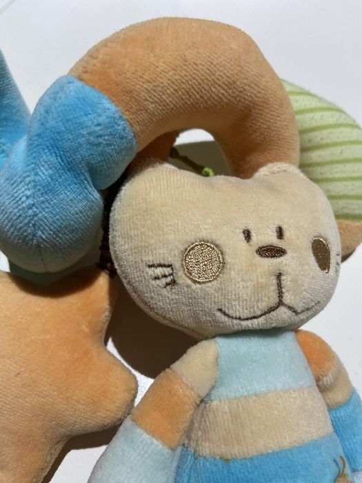 Brinquedo para ovo ou carrinho de bebe