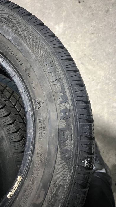 Пара зимової гуми 195/70/15c Barum