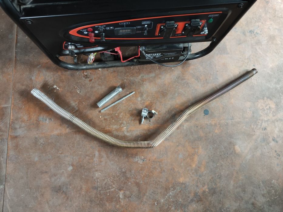 Генератор Dnipro-m GX-30e 3.2 кВт