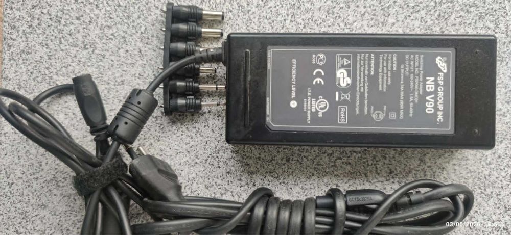 Carregador de 19V 4,74A para computador portátil