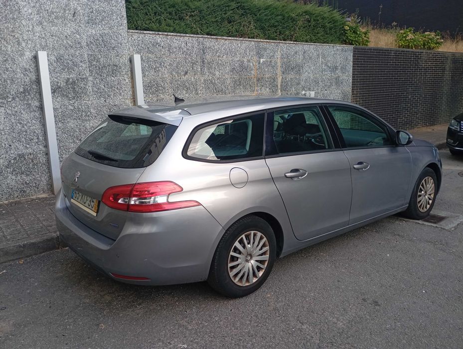 Peugeot 308 Sw II 2015 1.6 blue hdi foto 3