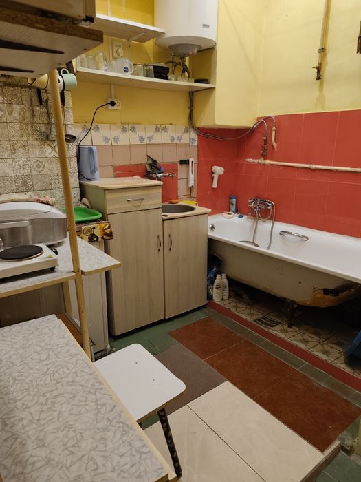 Квартира подобо погодинно для 1-4х осіб центр