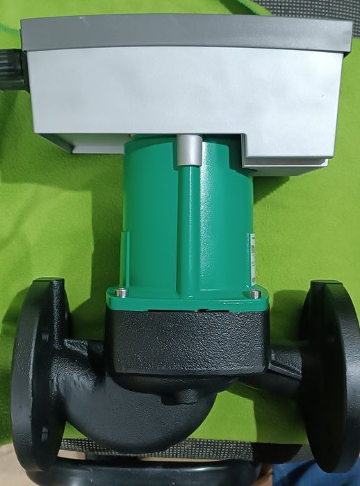 Насос Wilo Yonos Maxo plus 40/0,5-12