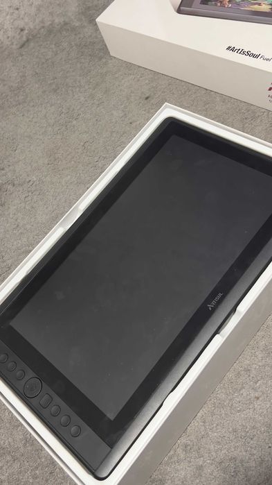 Mesa Gráfica - Artisul D16 – Pen Display 15.6" | Excelente Estado