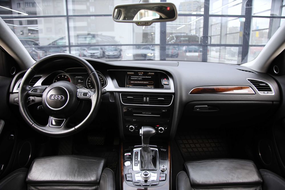 Продам автомобіль Audi A4