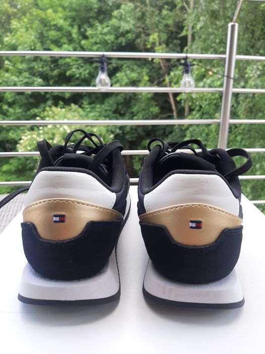 Buty damskie Tommy Hilfiger r38