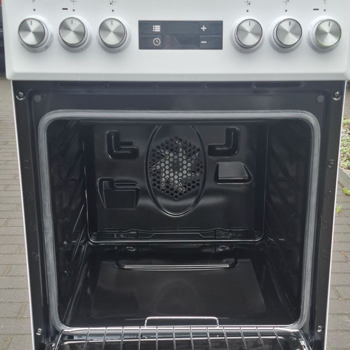 Kuchenka Beko z transportem,Gwarancja