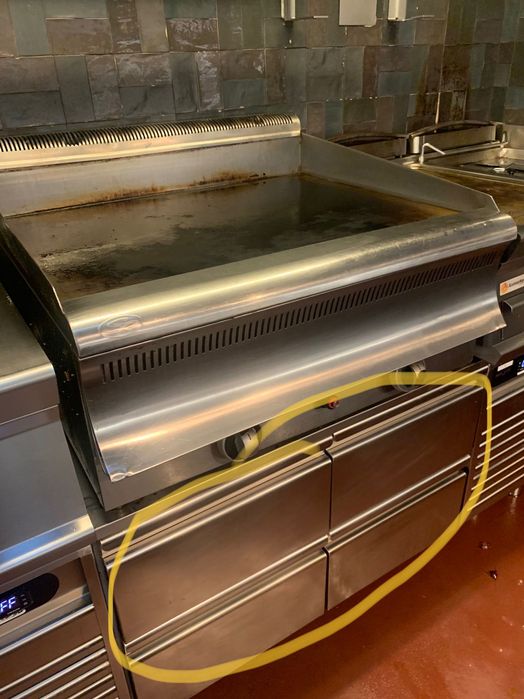 Lote de equipamento hoteleiro com 6 meses de uso.