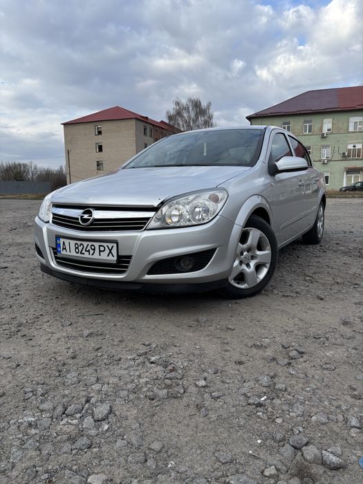 Opel Astra H (АВТОМАТ)
