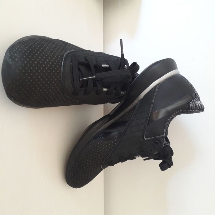 Ténis Reebok Easiyone - Tamanho 36