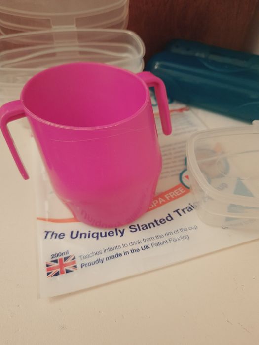 Doidy cup zestaw + 4 pojemniki Baby Cubes + gratis