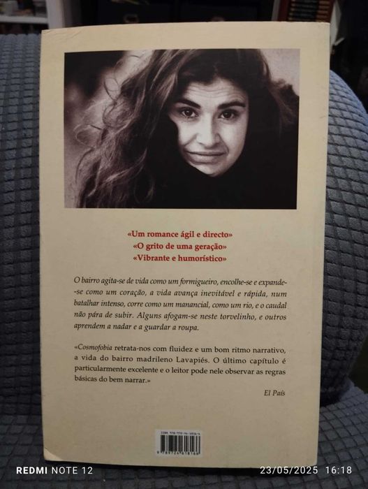 Cosmofobia- Lucía Etxebarría