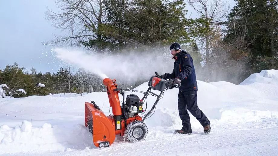 Odsnieżanie posesji I parkingów
