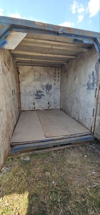 Металевий контейнер