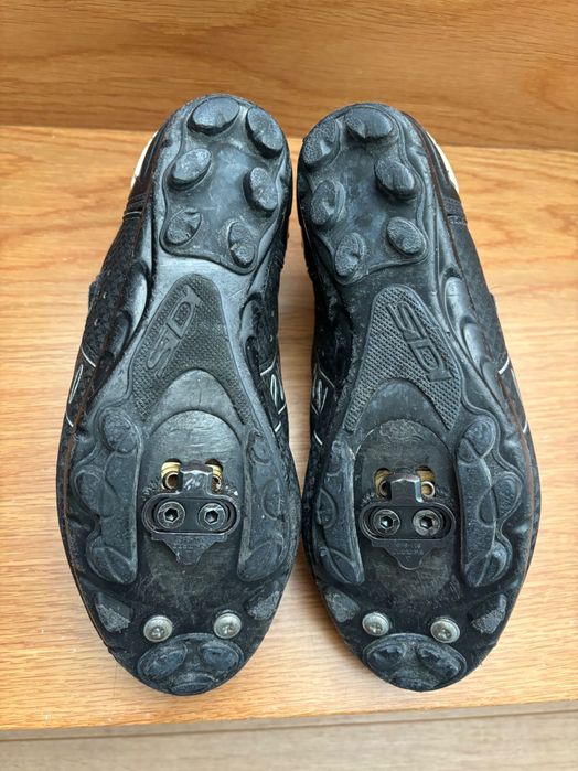 Sapatilhas Sidi - tamanho 37