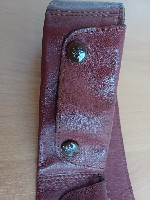 Стильный кожаный ремень с кармашками  размер S-М