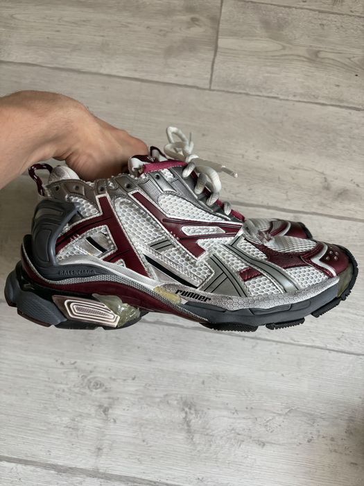Balenciaga runner