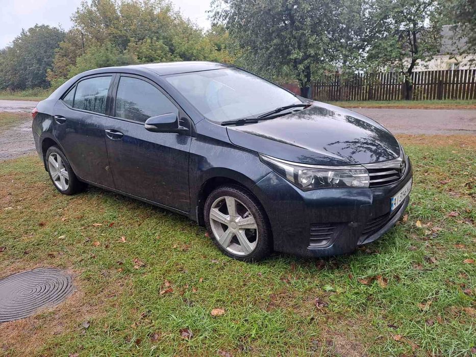 Продам тоету королу