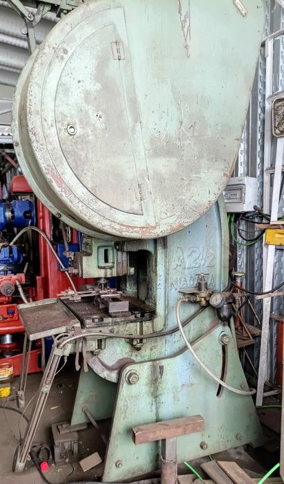 Prensa Mecânica NIAGARA A 2½ – 22 Toneladas | Industrial, Robusta e Op