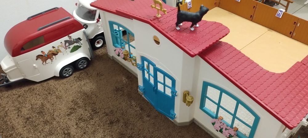 Schleich Horse Club