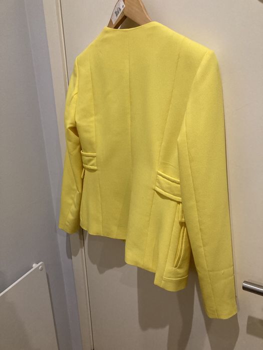 Casaco amarelo, Stradivarius, S