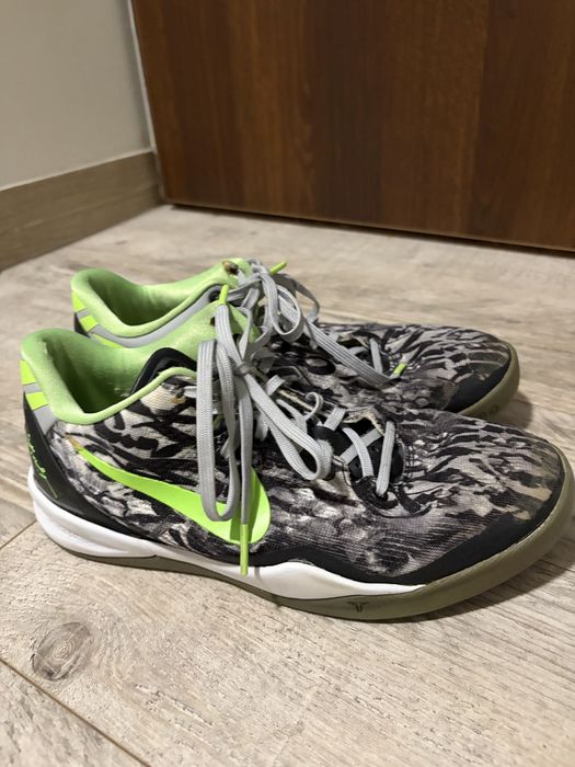 Kobe 8 Graffiti