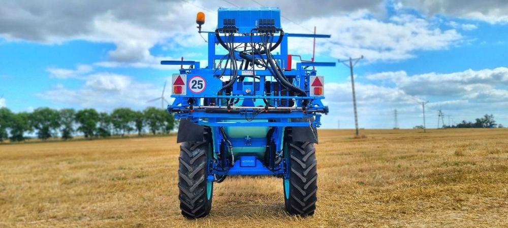 sprzedam opryskiwacz berthoud tracker 32-34   21m