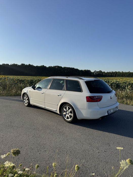 Samochód osobowy SEAT EXEO ST