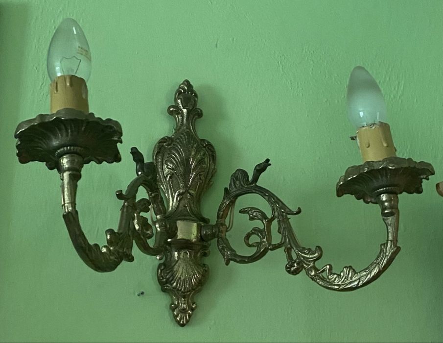 Żyrandol piękny stary