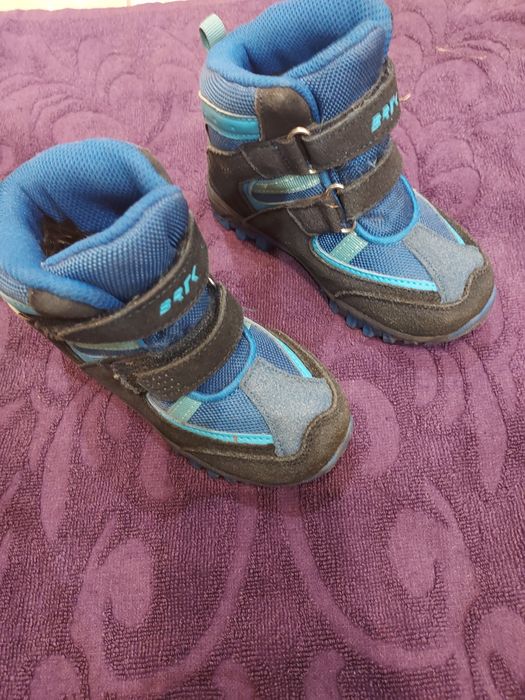 Buty firmy Bartek roz 26