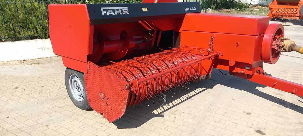 Enfardadeira Dewtz Fahr HD460