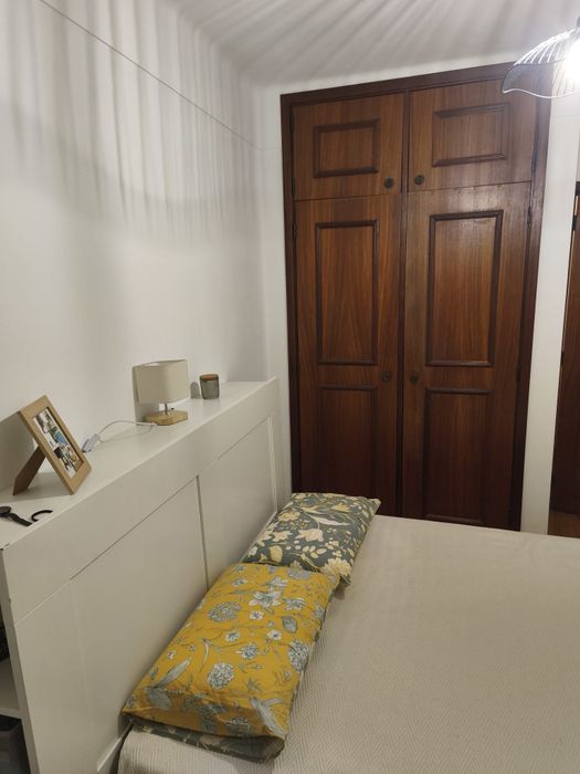 Quarto para arrendar