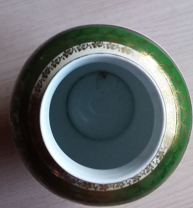 Pote pintado à mão