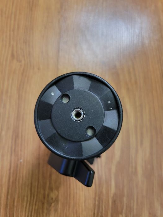 Кульова голова, штатив