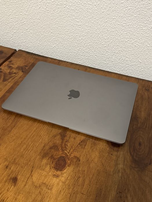 MacBook Air 2019
