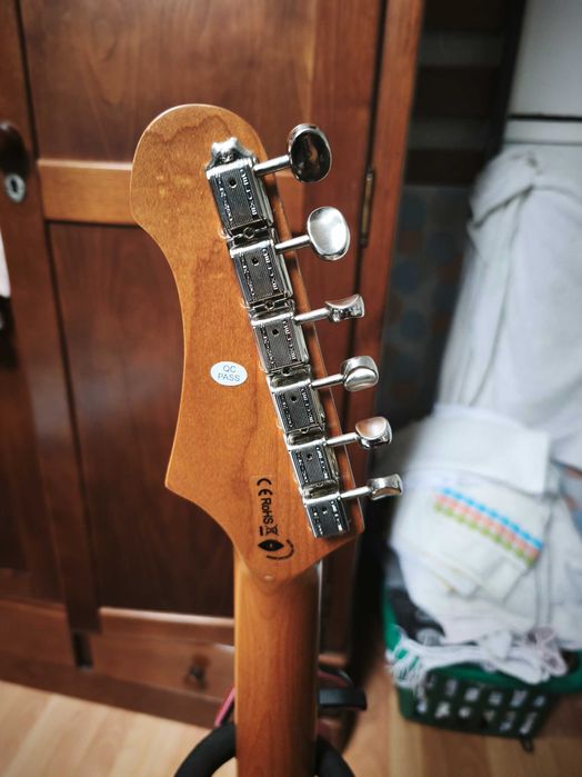 Guitarra jet js 300 como nova