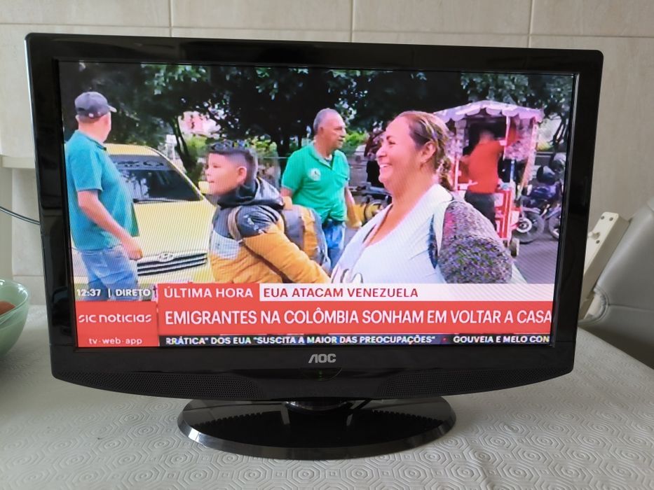 Televisão AOC 19"