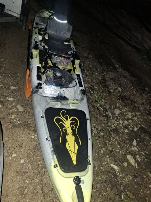 Kayak de pesca Narval, motor, bateria, carregador