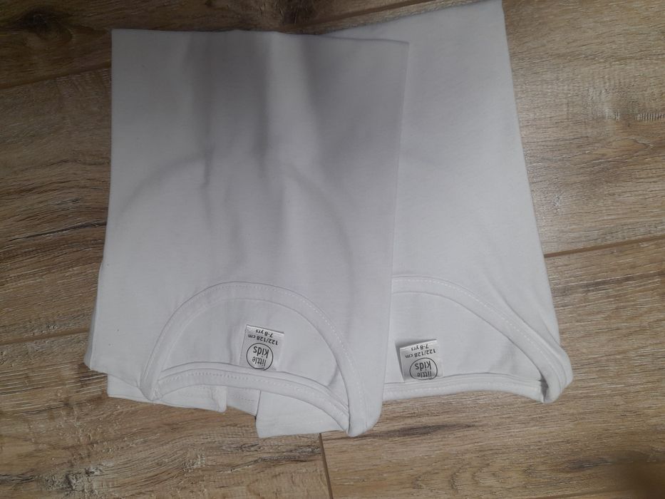 Białe podkoszulki 2 szt. rozm 122