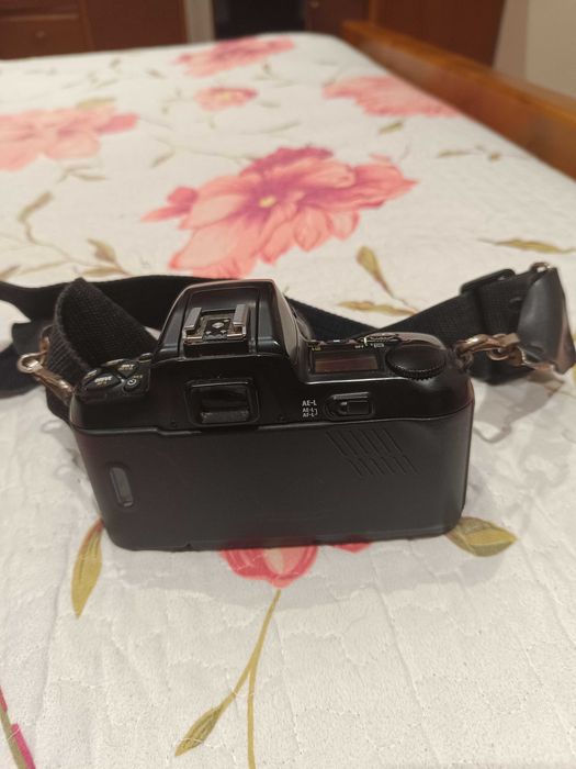 Maquina fotografica Nikon AF N6006