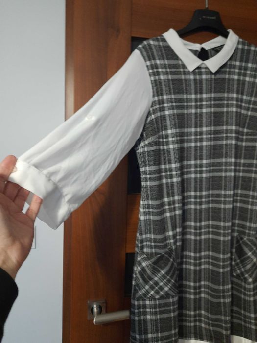 Bardzo elegancka sukienka w kratkę