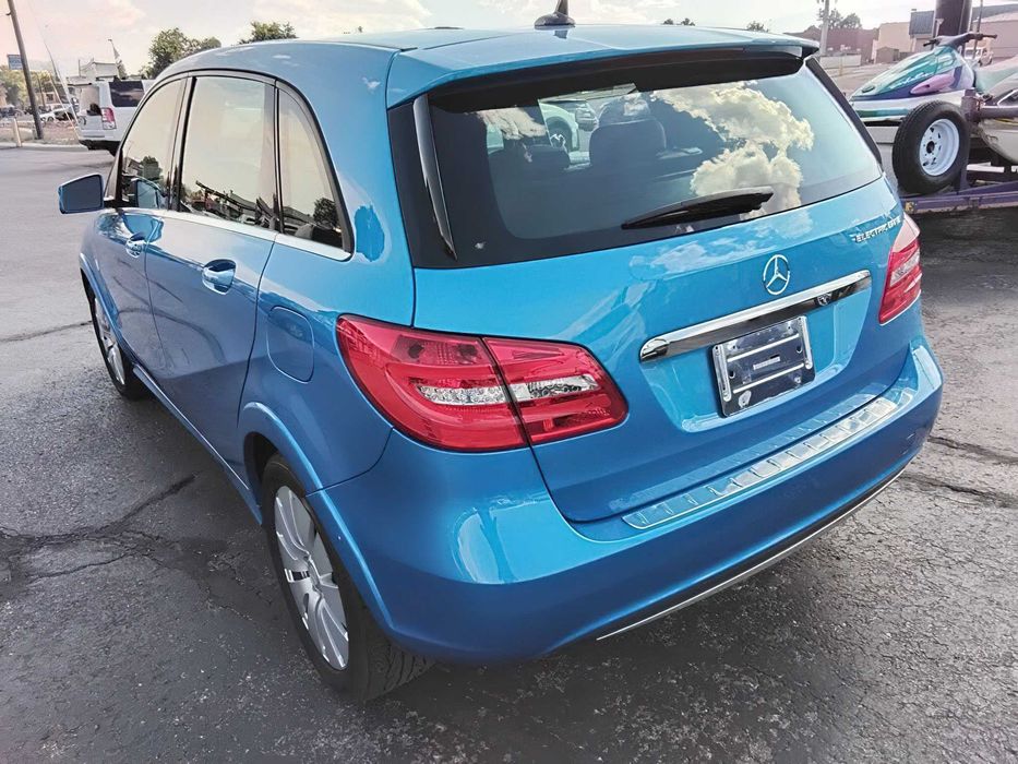 Mercedes-Benz B-Class      2014