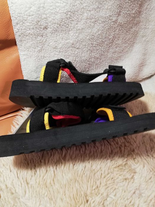 Bershka – Czarne sandały 40 z blokami kolorów zapinane na rzepy