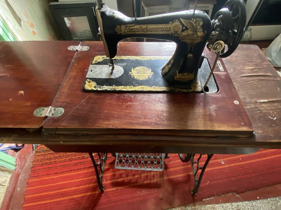 Швейна машинка госшвеймашина