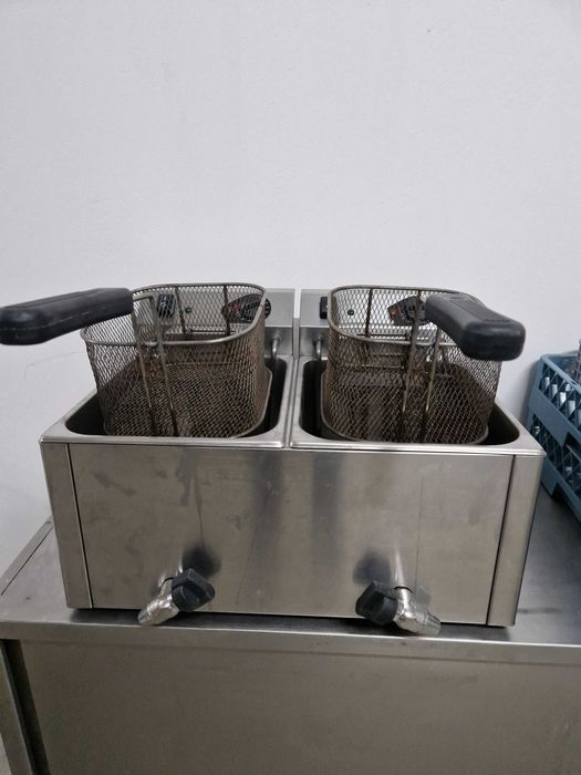 Fritadeira Seminova 7+7 litros Trifásica - Cubas Amovíveis